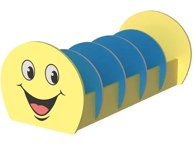 Librero infantil de madera · 120 × 49 × 39 cm
