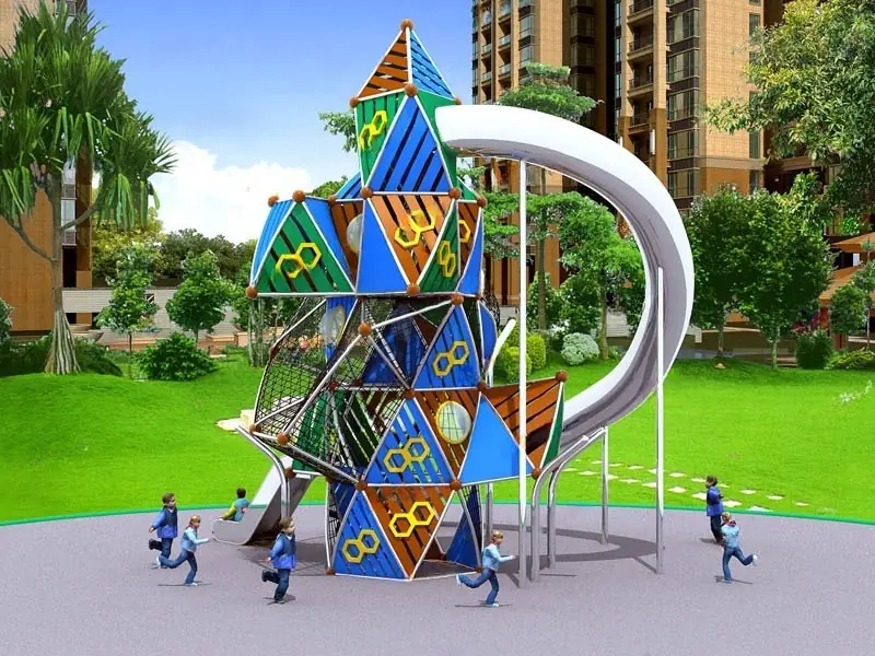 Playground paisajístico · 7 × 7 × 10 m