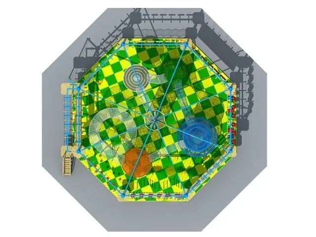 Circuito de cuerdas interior · 12.6 × 13.2 × 5.1 m