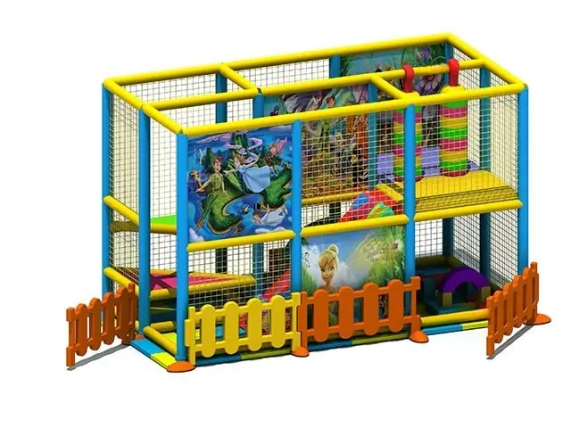 Playground interior tema nieve · 4 × 2 × 2.4 m