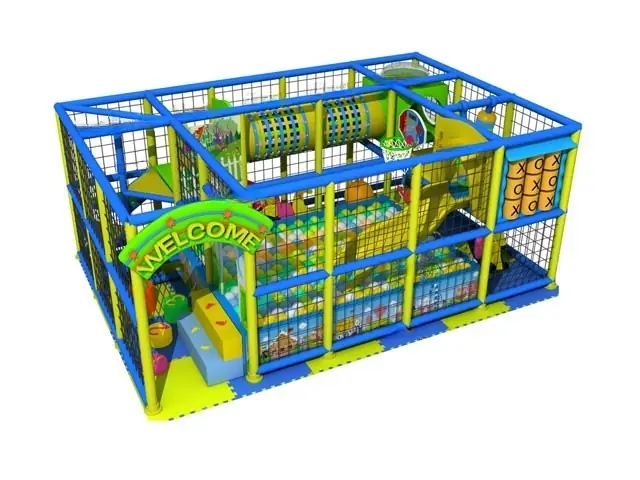 Playground interior tema castillo · 6 × 3.7 × 2.5 m