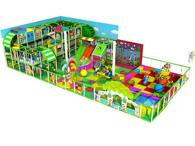 Playground interior tema selva · 10 × 19.5 × 4.6 m