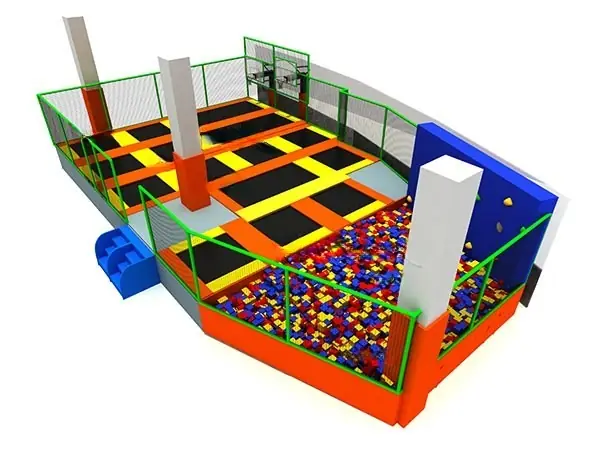 Parque de trampolines interior con piscina de espuma · 17.3 × 10.6 × 5 m